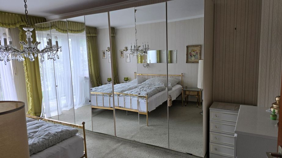 Schlafzimmer OG