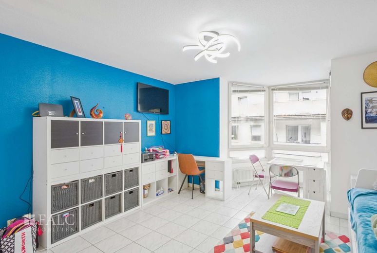 2-Zimmer-Wohnung - Toplage in Köln! – Wohnbereich
