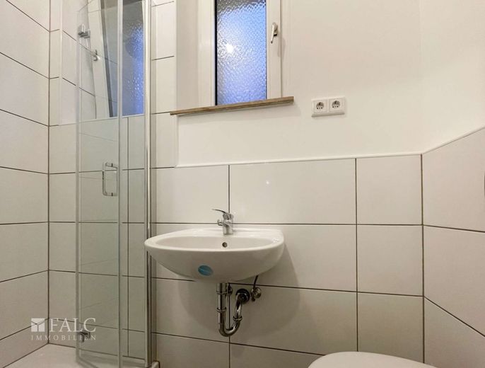 Tolles 2-Zimmer Appartement im Erdgeschoss! – Bad