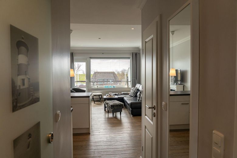 ##Reserviert## Sonnige 2-Zimmer Ferienwohnung mit Meerblick – Flur