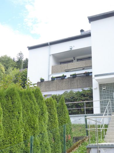 In vendita da privato, in una tranquilla posizione panoramica di Höfen – Foto 2