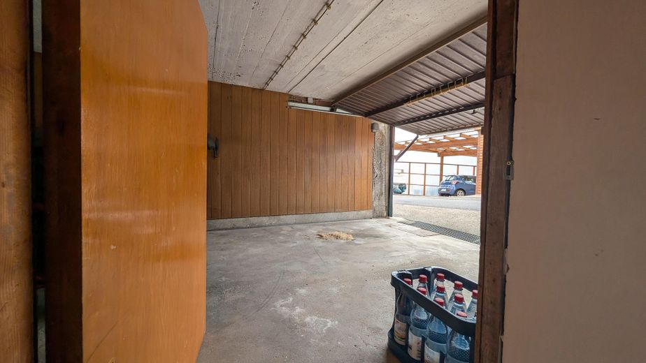 KG Durchgang Garage