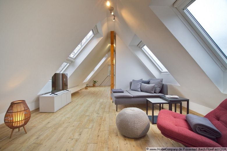 Hochwertige Maisonette-Wohnung mit Balkon, Klimaanlage  &  Stellplatz in Toplage – 7af0c28eaed80b42141f56d837a83735eaf131b3.jpg