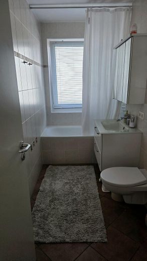Von Privat sonnige 4-Zimmer Wohnung in bester Lage in Haar – Foto 16