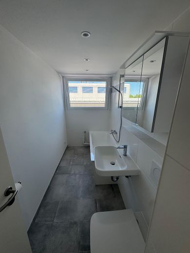 Scharfe Lanke, direkter Wasserblick, Südbalkon im Erstbezug – Foto 12