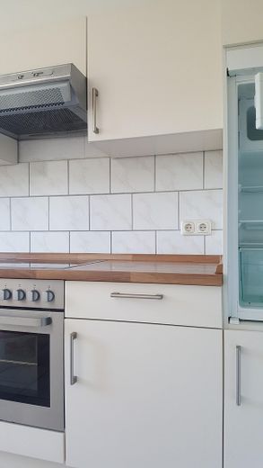 Sanierte 4-Zi in FL-Südstadt / Nähe Campus und Zentrum – Küche