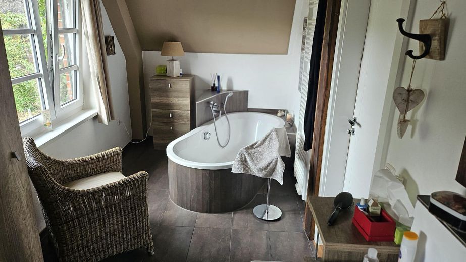 Da privato: casa storica modernizzata con tetto di paglia in posizione idilliaca – Vollbad im EG
