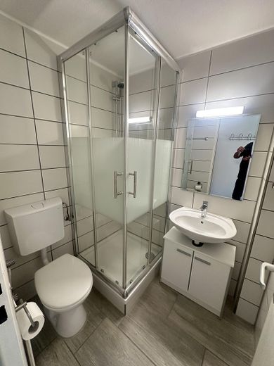Möblierte 2-Zimmer-Wohnung in Villinger Altstadt – Bad