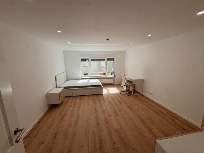 Neue 3er WG | Erstbezug nach Sanierung | Große Zimmer | 1 Zimmer mit eigener Dachterrasse🌿 – Foto 5