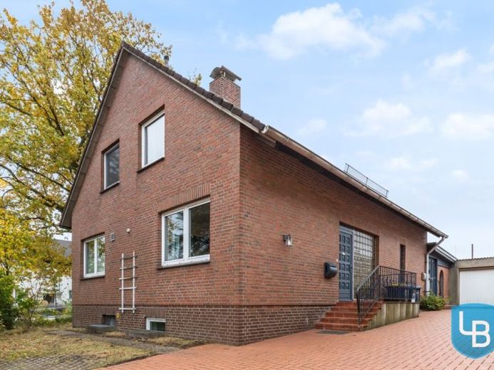 Eine Kapitalanlage die sich rechnet - Vermietetes Zweifamilienhaus – फोटो 1