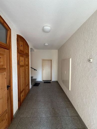 Große 4-Zimmer Wohnung mit Laminat und Garage in guter Lage – PHOTO-2026-05-18-12-18-37_4