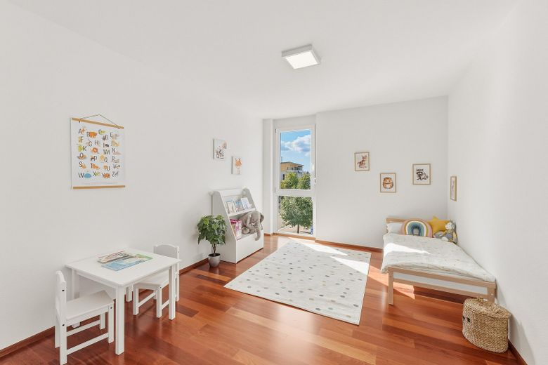 ***MODERNE 3- ZIMMER WOHNUNG IN HOLZGERLINGEN HÜLBEN MIT AUFZUG BEZUGSFREI*** – KINDERZIMMER ODER BÜRO