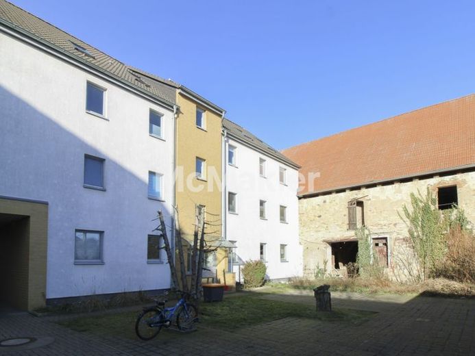 Charmante Dachgeschosswohnung mit Balkon und Stellplatz – Foto 1