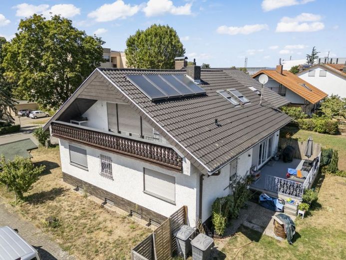 Großzügiges 1- bis 2-Familienhaus mit Garten und 3 Stellplätzen in ruhiger Lage – Foto 1