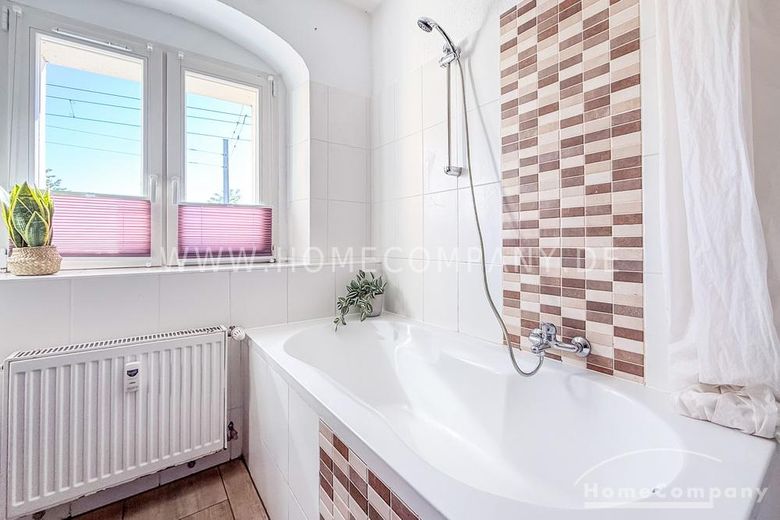 21267 HomeCompany Dresden Möbliert/Furnished 3-Zimmer Wohnung in Dresden-Dobritz max. 4-Personen – bf5abac81a142bc1fb0275c7ce6d2e37a38e003d.jpg