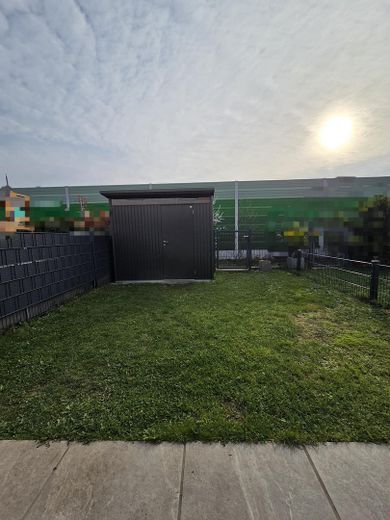Casa a schiera centrale ben tenuta in posizione adatta alle famiglie a Laudenbach – Garten mit Gartenhaus 