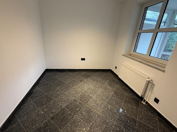 Modern 2-kamerappartement met groot terras, parkeerplaats & toplocatie in Bremen-Findorff – Schlafzimmer