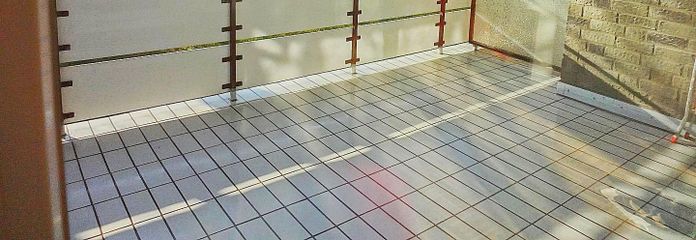 Balkon teilweise überdacht