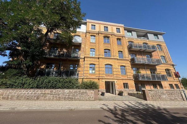 Przystosowane do potrzeb osób starszych 4-pokojowe mieszkanie na parterze 93,2m² w Buckau – pierwszorzędnie wyposażone