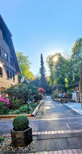 Top EFH mit Einliegerwohnung / Büro in bester Lage von Dortmund Kirchhörde Lücklemberg RMH / DHH – Vorplatz