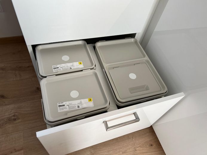 integr. Mülleimer in EBK