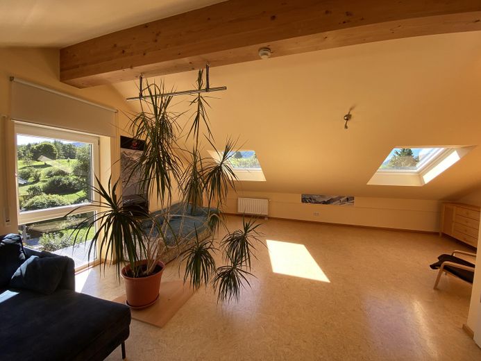 Splendida casa bifamiliare con vista libera fino alle Prealpi   *senza commissioni* – Zimmer 4 DG+Seitenfenster