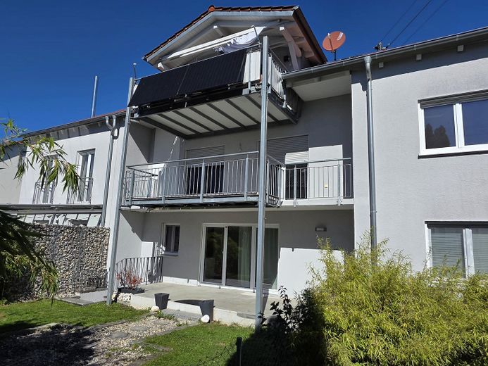 Augsburg-Inningen Bhf-nah 4 Zi  ETW 90m2 Süd-Loggia, Garten zustzl 18m2 UG Abst/WaKü – Südseite