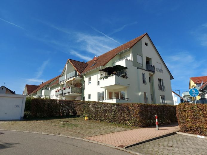 Das Haus steht in ruhiger Lage von Mühlhofen