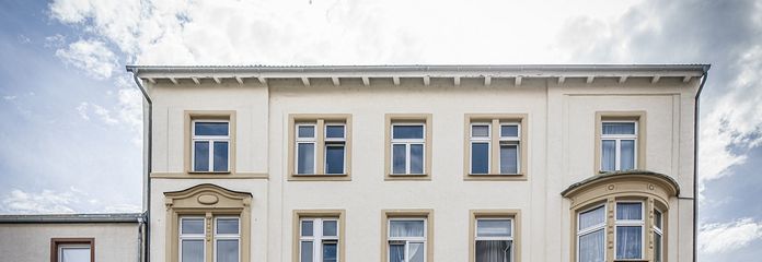 Eigentumswohnung in sehr guter Lage mit Entwicklungspotential – Außenansicht I