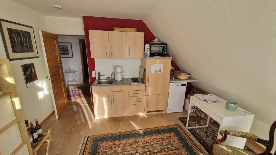 Küchenzeile in Zimmer 2 OG