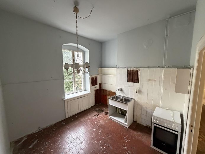 bisherige Küche zum Hof