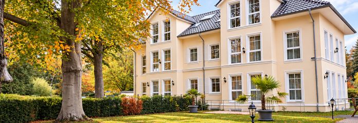 A+ Neubau Wohnensemble in Elbnähe (2 Stadtvillen im Verbund) – A+Neubau-Stadtvilla