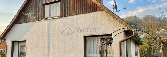 Pequeña vivienda en un entorno rural -¡Sin comisión para el comprador!-