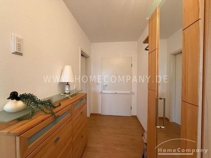***Riedberg (8072090) Moderne möblierte 3 Zimmer Wohnung mit Balkon und Stellplatz – abc67509e50af52e9bcd3f8ffb7301b3b8c77235.jpg