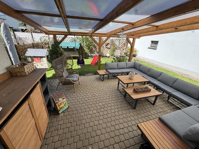 Charmantes Einfamilienhaus mit Garten – Ihr neues Zuhause in Liebschützberg-Clanzschwitz – Terasse