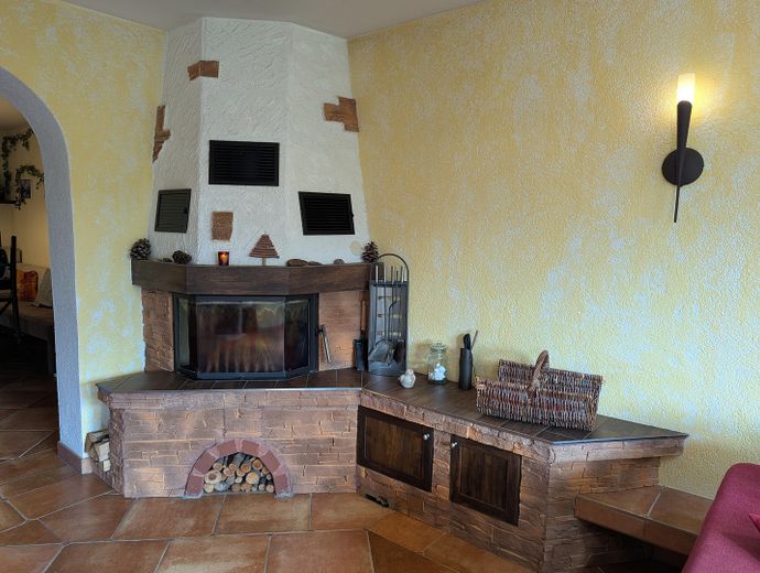 Kamin im Wohnzimmer EG