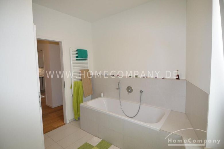 Zentrale 2-Zimmer-Wohnung in Tiergarten, möbliert – d4d23ed47b1d7892df58d667674307e6931fc02b.jpg