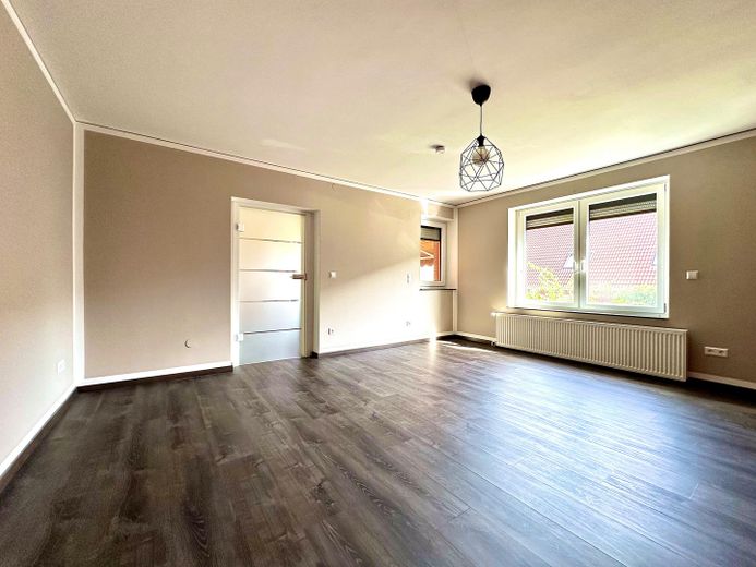 Modernisiertes Zweifamilienhaus in zentraler Lage – Neustadt am Rübenberge – Wohn.-Esszimmer EG