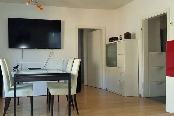 Jasne mieszkanie tarasowe z widokiem na katedrę w centralnej lokalizacji