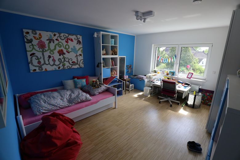 Hochwertiges, modernes Einfamilienhaus | Großer Garten | Sanierung 2014 | Klimaanlage | PV-Anlage – Kinderzimmer 1 (OG)