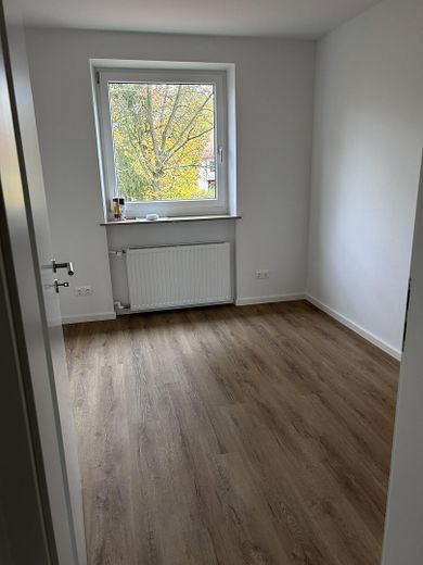 Tamamen yenilenmiş 3 odalı daire (75 m²) – Photo 3