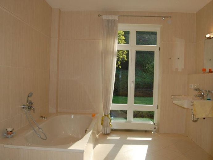 Badezimmer EG