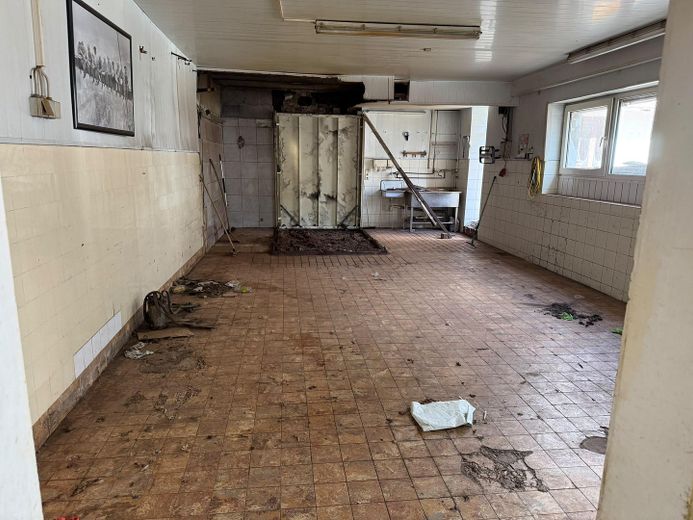 Casa plurifamiliare con molteplici possibilità di utilizzo – Foto 39