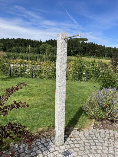 Gartendusche Granit