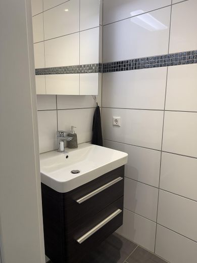 Arbergen | Appartamento di 4 locali | Ristrutturato completamente nel 2019 | Garage | Balcone esposto a sud con vista sul verde – Foto 7
