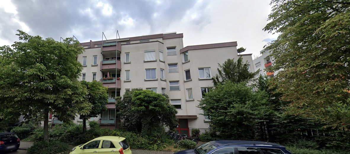 Ab 1.9.26: komplett renovierte 2er-WG mit neuer Küche & neuem Parkett – Nähe Seepark & Straßenbahn – Wohnanlage 2