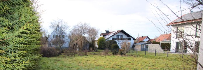 Schönes sonniges Baugrundstück in absolut ruhiger Lage – Blick von der Südost Ecke