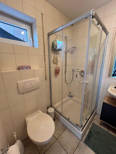 WC + Dusche im AZ