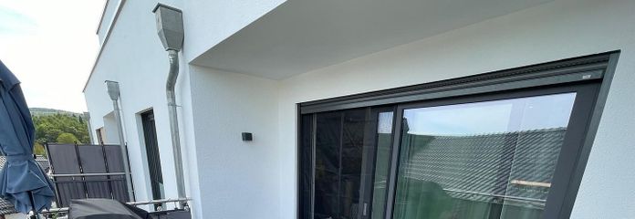 Abitare moderno in una nuova costruzione KfW-40 – disposizione open space e due camere da letto – Balkon 