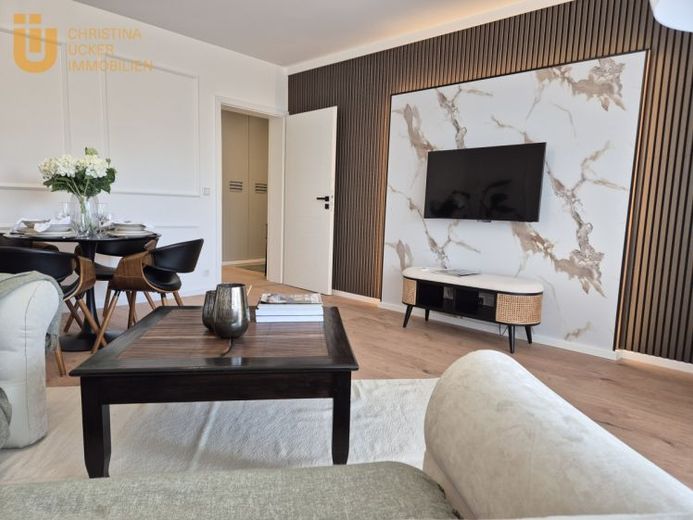 3-Zimmer-Wohnung mit neuer Küche, Bad, Garage, Stellplatz & Aufzug – Foto 1